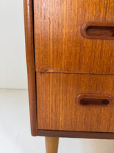 Load image into Gallery viewer, Scandinavische Teak Secretaire
