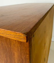 Afbeelding in Gallery-weergave laden, Scandinavische Teak Ladekast
