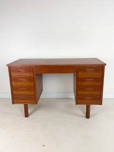 Zweeds Teak Bureau