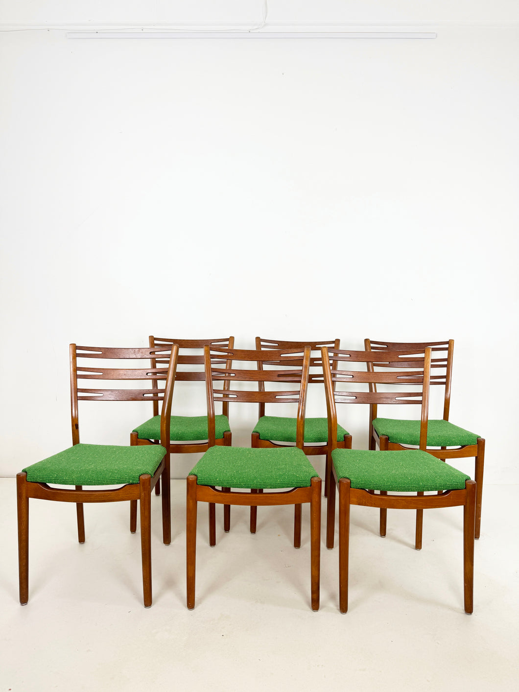 Set van 6 Eetkamerstoelen 