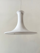 Afbeelding in Gallery-weergave laden, &#39;Mandarin&#39; Hanglamp, Royal Copenhagen
